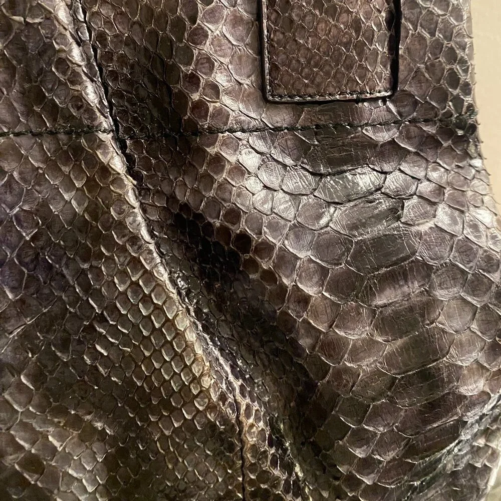 Ferragamo Python Soft-Bag - Picture 13 of 16